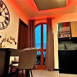 Modern 1br With 2 Balconies - Spinola & Exiles Bay Area 아파트