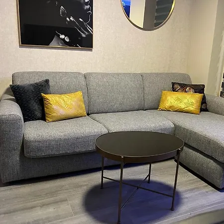Modern 1br With 2 Balconies - Spinola & Exiles Bay Area * San Julián