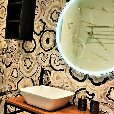 Modern 1br With 2 Balconies - Spinola & Exiles Bay Area *