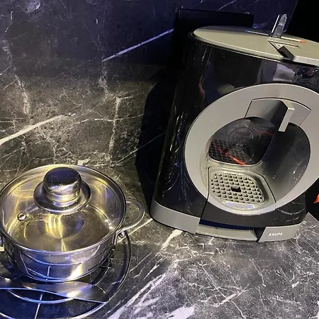 Modern 1br With 2 Balconies - Spinola & Exiles Bay Area Apartament *